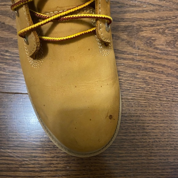 Timberland Boots - Picture 4 of 16